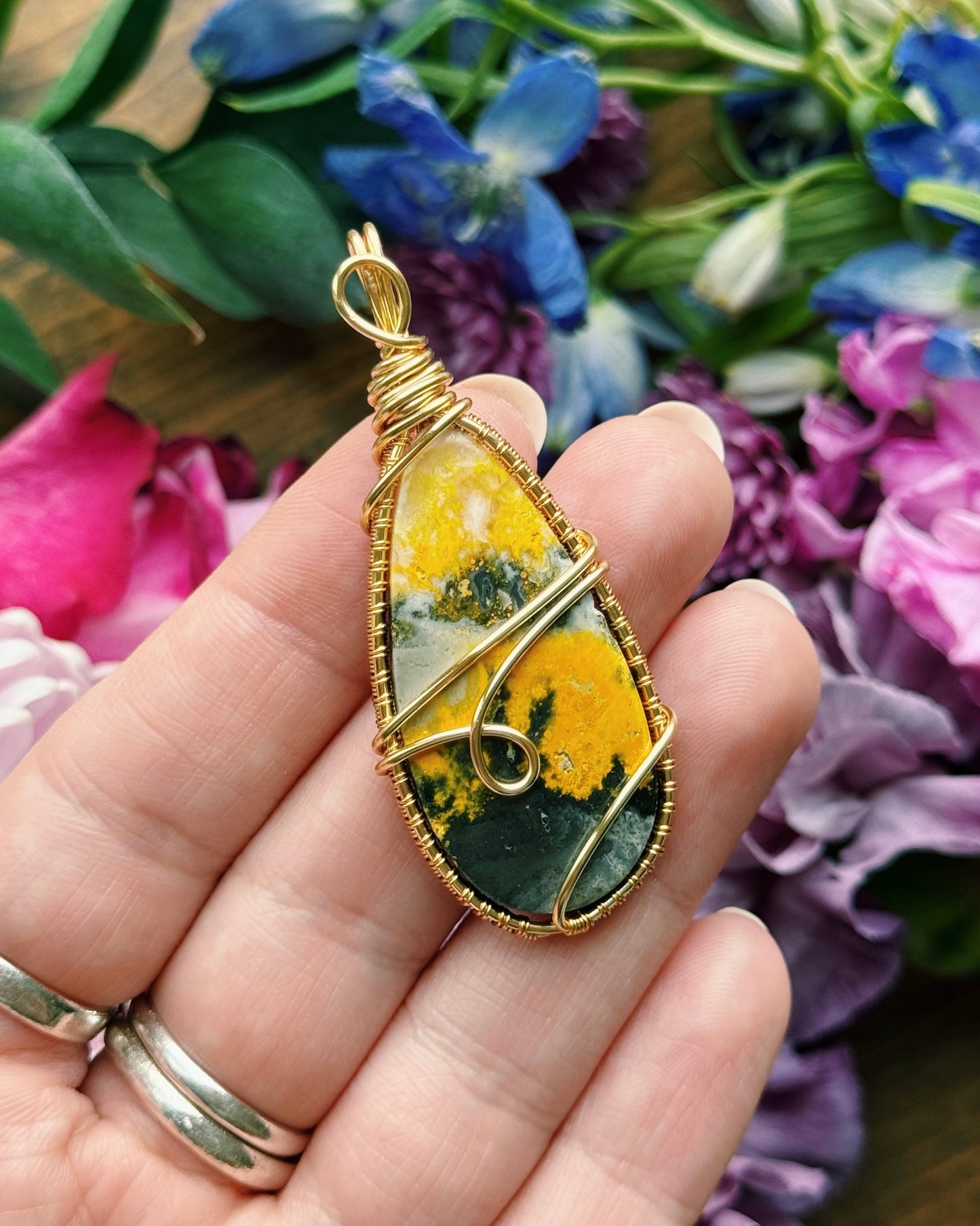 Bumblebee Jasper