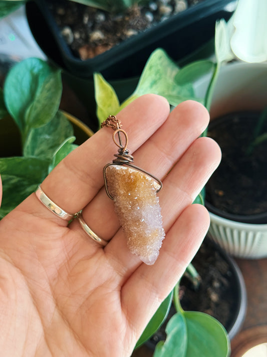 Spirit Quartz Pendy