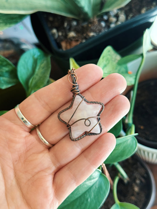 Rose Quartz Star Pendy